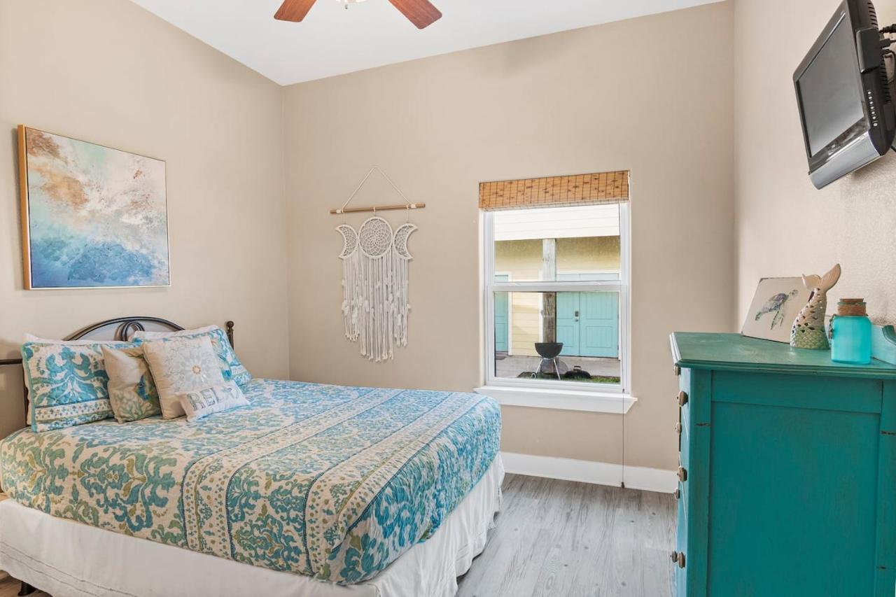 New 5 Bdrm W/Pool, Observation Deck Walk To Beach! Port Aransas Extérieur photo