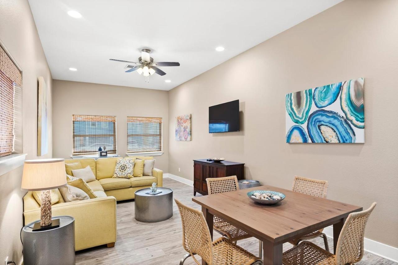 New 5 Bdrm W/Pool, Observation Deck Walk To Beach! Port Aransas Extérieur photo