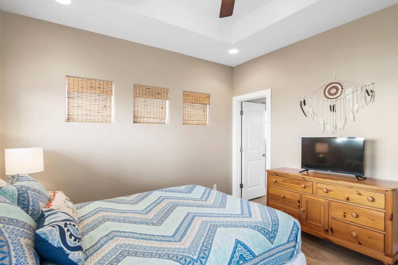 New 5 Bdrm W/Pool, Observation Deck Walk To Beach! Port Aransas Extérieur photo