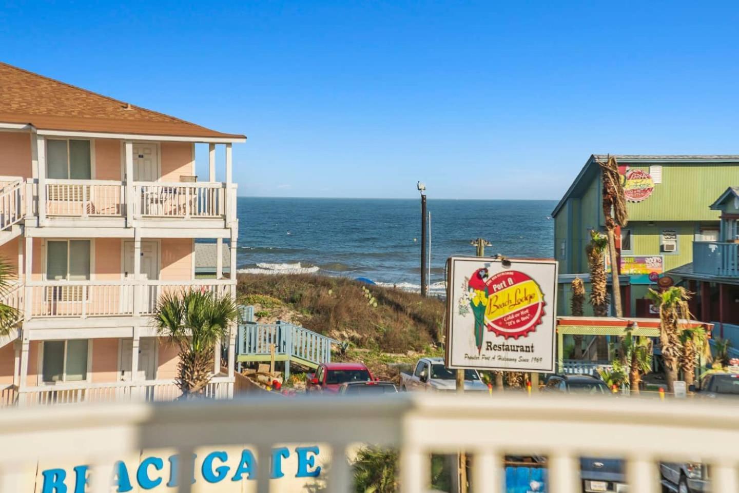 New 5 Bdrm W/Pool, Observation Deck Walk To Beach! Port Aransas Extérieur photo
